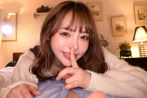 Xoạc nhau với cô bạn thân mông bự dam dang của mẹ