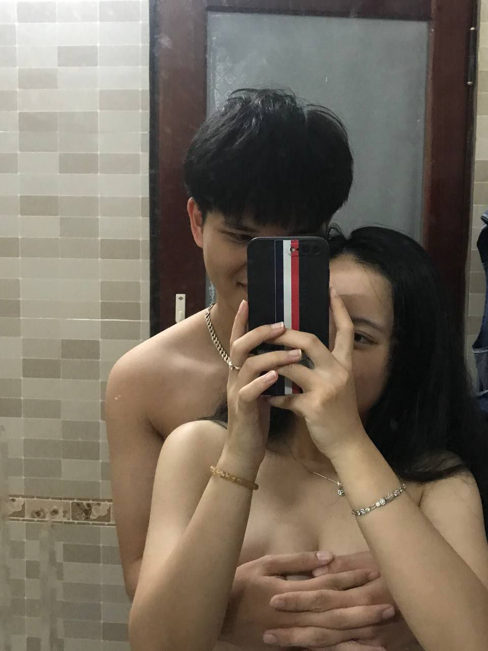 Cảnh sex nồng nàn và lãng mạn từ ban công lên giường - Kim và Paolo làm tình theo góc nhìn của tôi